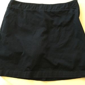 Lands’ End navy skort great for school uniforms
